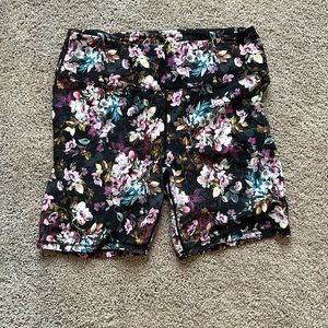 Torrid floral shorts